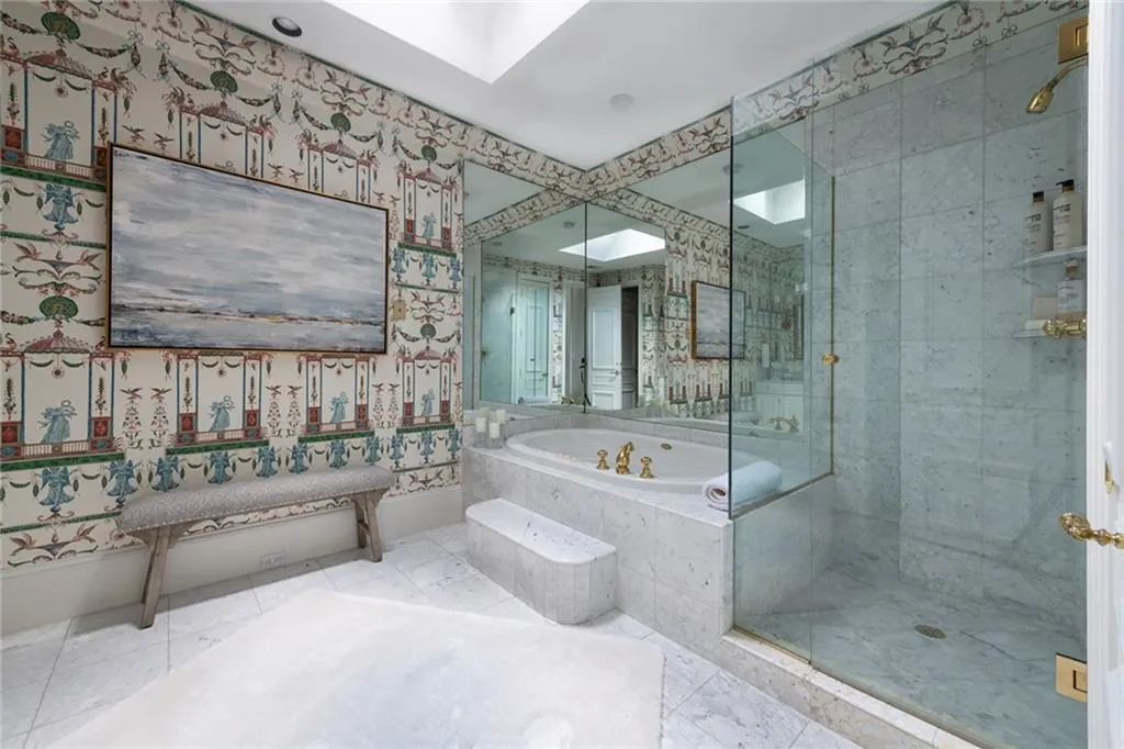 4670 Northside Drive, Atlanta, Georgia 30327, 6 Bedrooms Bedrooms, ,6 BathroomsBathrooms,Residential,Sold,4670 Northside Drive,7085822