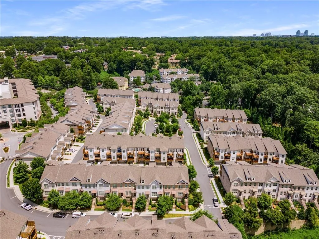 4232 Deming Circle, Atlanta, Georgia 30342, 3 Bedrooms Bedrooms, ,3 BathroomsBathrooms,Residential,Sold,4232 Deming Circle,7250516