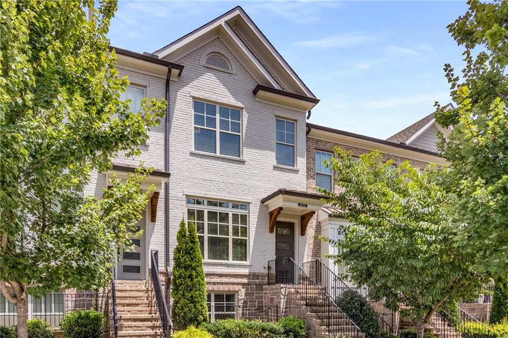 4232 Deming Circle, Atlanta, Georgia 30342, 3 Bedrooms Bedrooms, ,3 BathroomsBathrooms,Residential,Sold,4232 Deming Circle,7250516