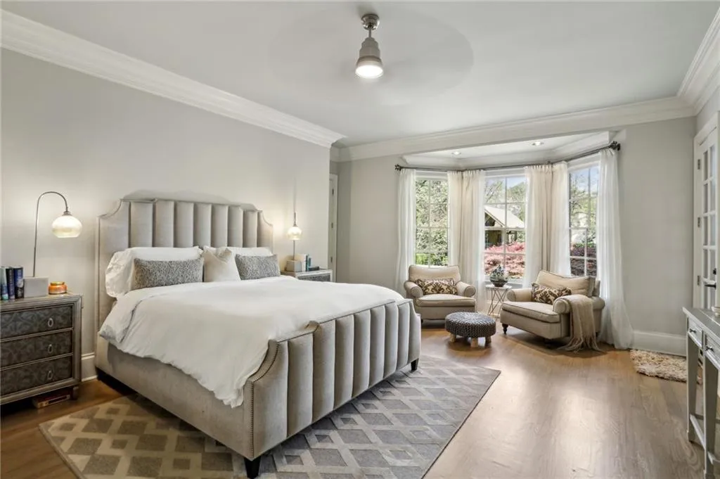 710 E Northway Lane, Atlanta, Georgia 30342, 6 Bedrooms Bedrooms, ,5 BathroomsBathrooms,Residential,Sold,710 E Northway Lane,7550813