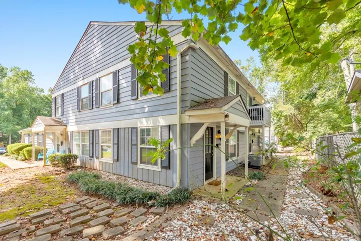 1313 Surrey Lane Sw, Marietta, Georgia 30008