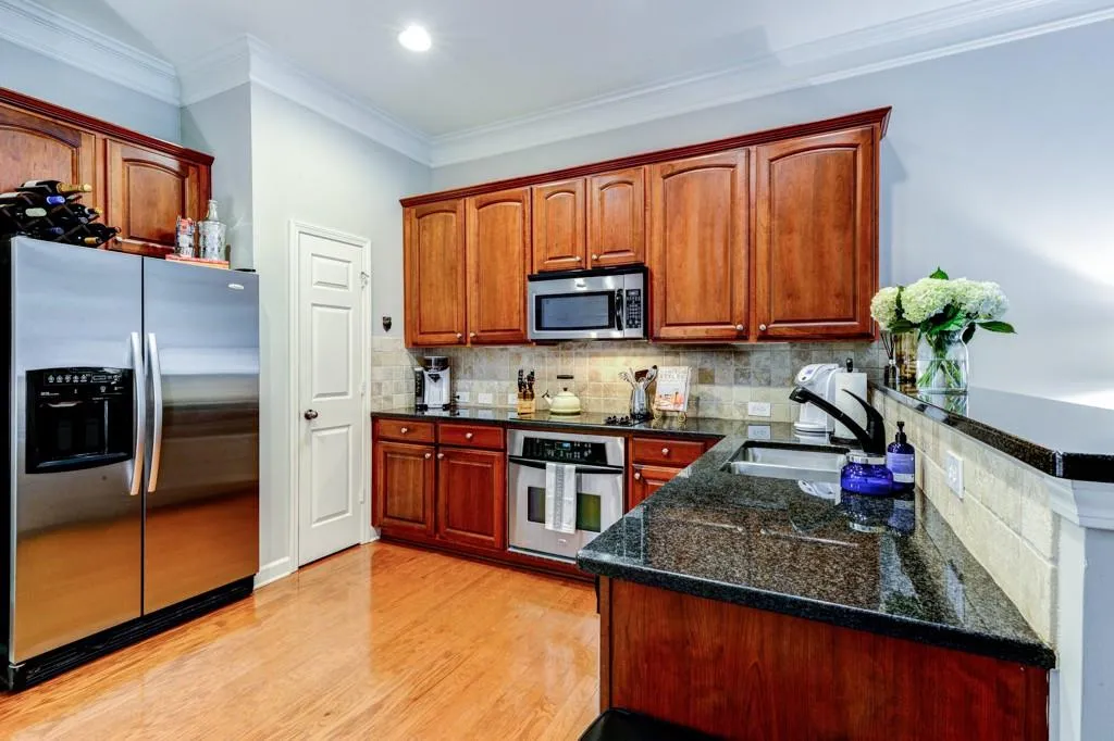 1960 Cobblestone Circle, Brookhaven, Georgia 30319, 3 Bedrooms Bedrooms, ,3 BathroomsBathrooms,Residential,Sold,1960 Cobblestone Circle,5764247