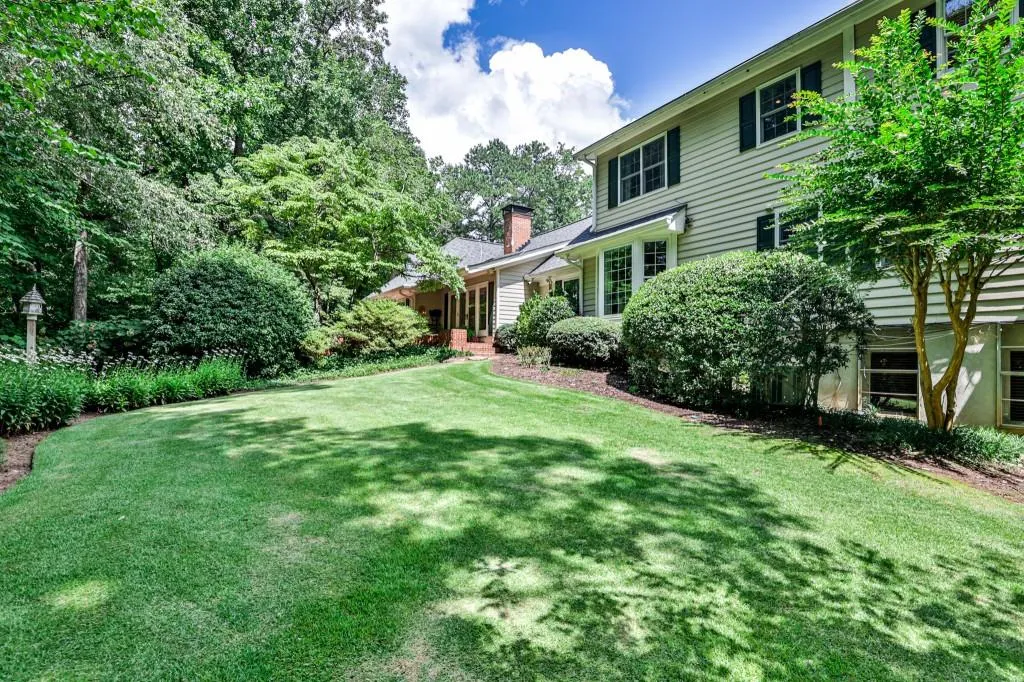 8330 Hewlett Road, Sandy Springs, Georgia 30350, 6 Bedrooms Bedrooms, ,6 BathroomsBathrooms,Residential,Sold,8330 Hewlett Road,6919879