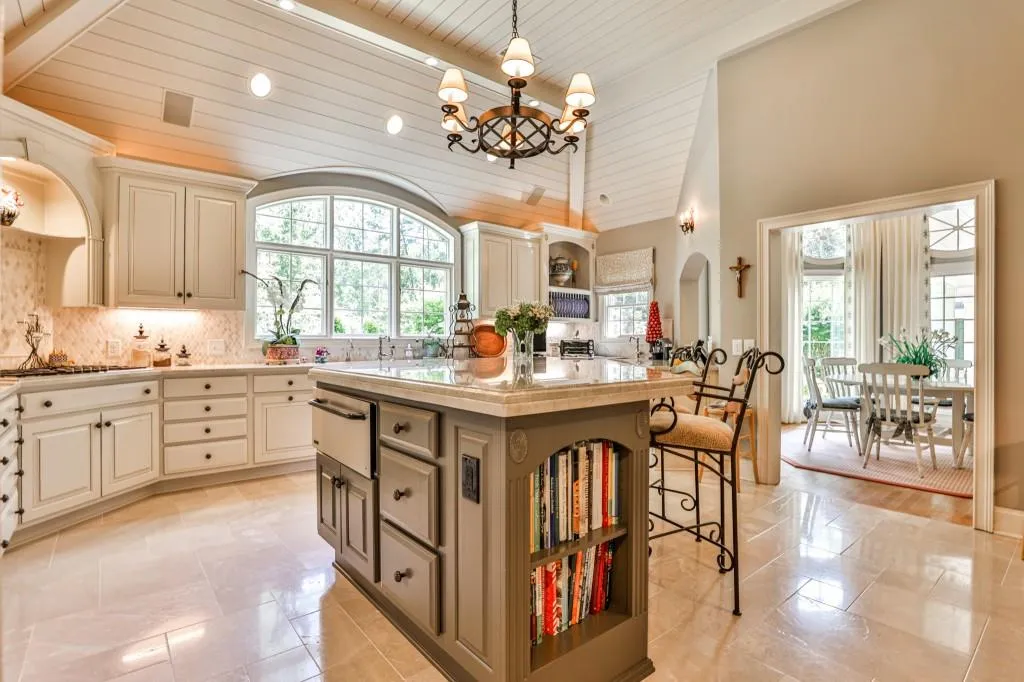 8330 Hewlett Road, Sandy Springs, Georgia 30350, 6 Bedrooms Bedrooms, ,6 BathroomsBathrooms,Residential,Sold,8330 Hewlett Road,6919879