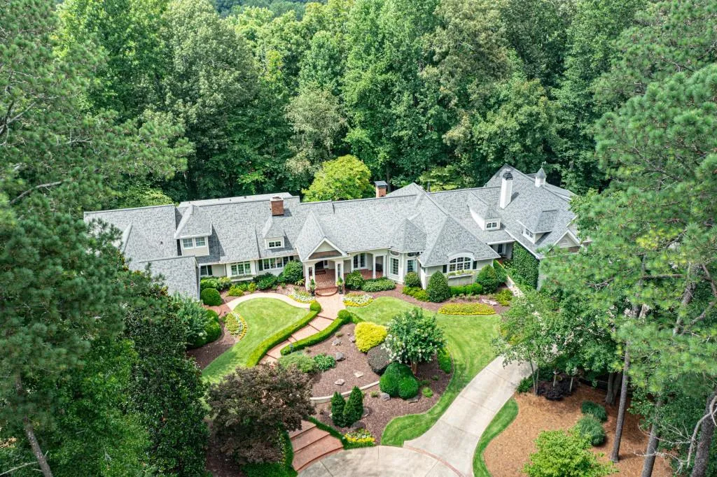 8330 Hewlett Road, Sandy Springs, Georgia 30350, 6 Bedrooms Bedrooms, ,6 BathroomsBathrooms,Residential,Sold,8330 Hewlett Road,6919879