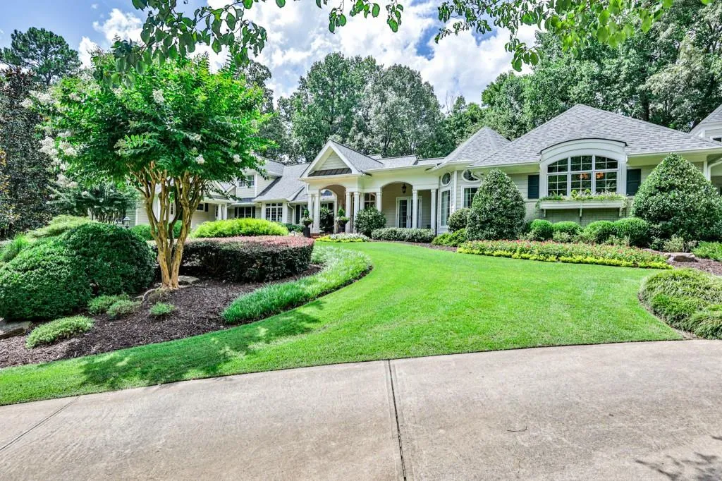 8330 Hewlett Road, Sandy Springs, Georgia 30350, 6 Bedrooms Bedrooms, ,6 BathroomsBathrooms,Residential,Sold,8330 Hewlett Road,6919879