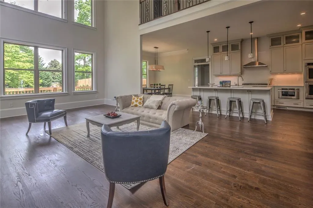 15 Long Island Place, Sandy Springs, Georgia 30328, 6 Bedrooms Bedrooms, ,5 BathroomsBathrooms,Residential,Sold,15 Long Island Place,5699255