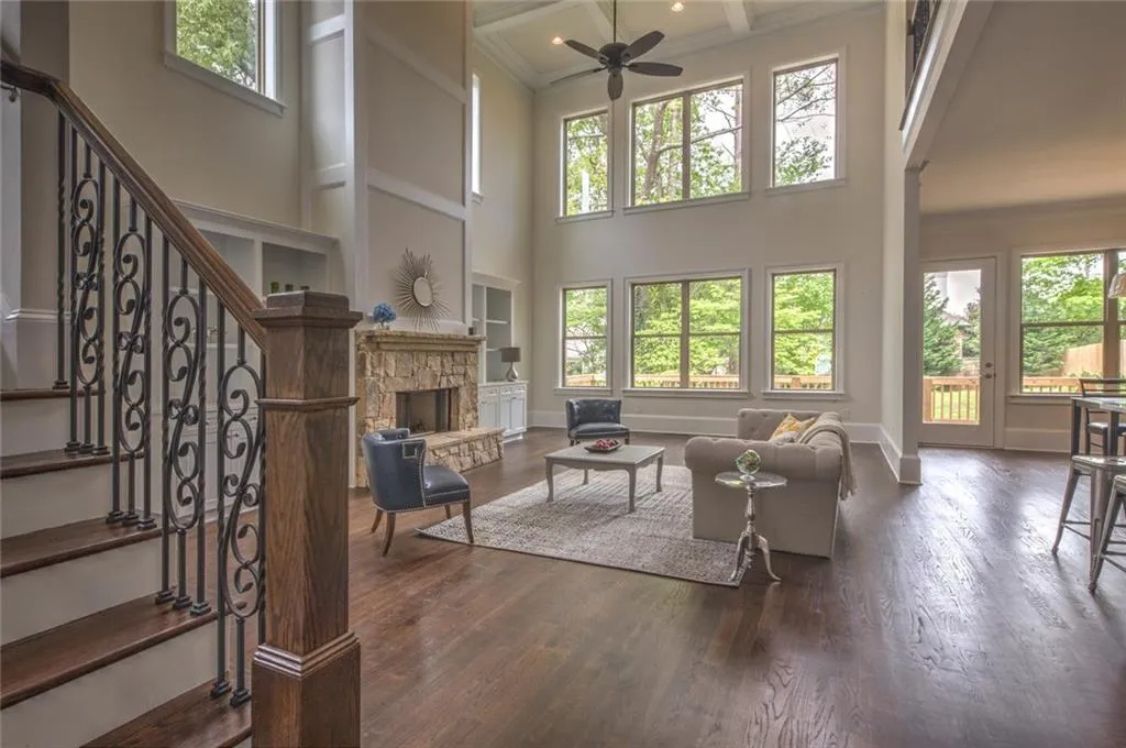 15 Long Island Place, Sandy Springs, Georgia 30328, 6 Bedrooms Bedrooms, ,5 BathroomsBathrooms,Residential,Sold,15 Long Island Place,5699255