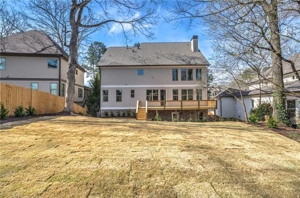 15 Long Island Place, Sandy Springs, Georgia 30328, 6 Bedrooms Bedrooms, ,5 BathroomsBathrooms,Residential,Sold,15 Long Island Place,5699255