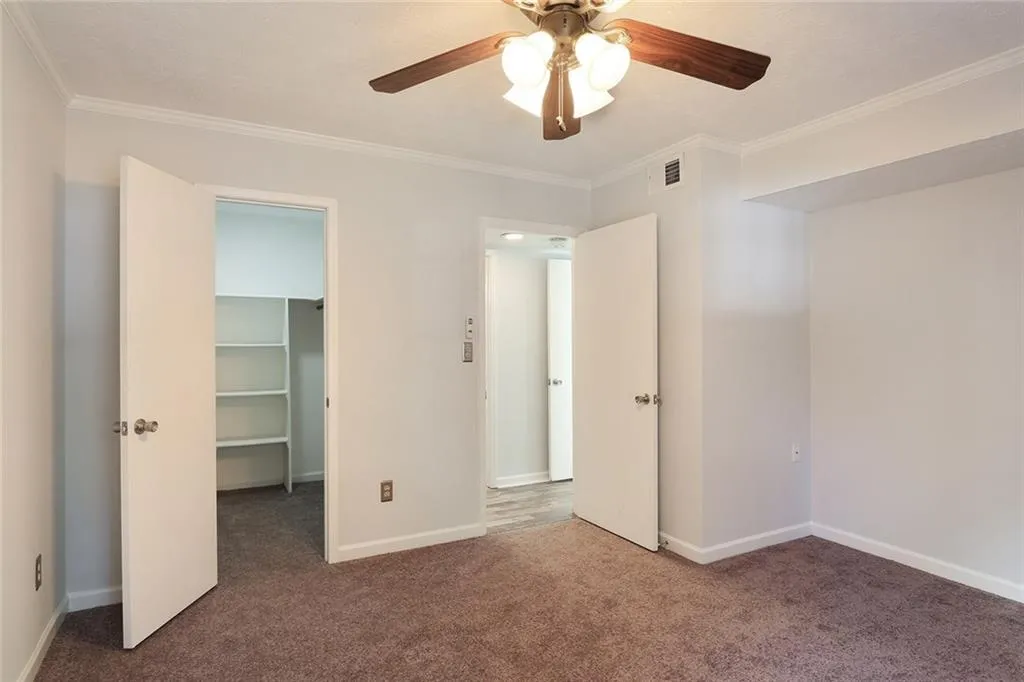408 Natchez Trace, Sandy Springs, Georgia 30350, 2 Bedrooms Bedrooms, ,2 BathroomsBathrooms,Residential,Sold,408 Natchez Trace,5781329