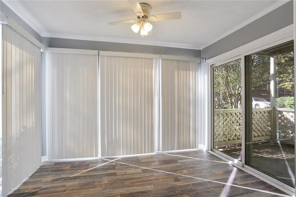 408 Natchez Trace, Sandy Springs, Georgia 30350, 2 Bedrooms Bedrooms, ,2 BathroomsBathrooms,Residential,Sold,408 Natchez Trace,5781329