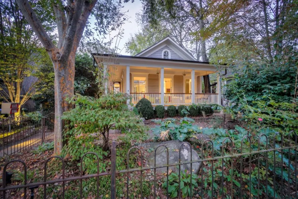 306 9th Street Ne, Atlanta, Georgia 30309, 4 Bedrooms Bedrooms, ,3 BathroomsBathrooms,Residential,Sold,306 9th Street Ne,6020571