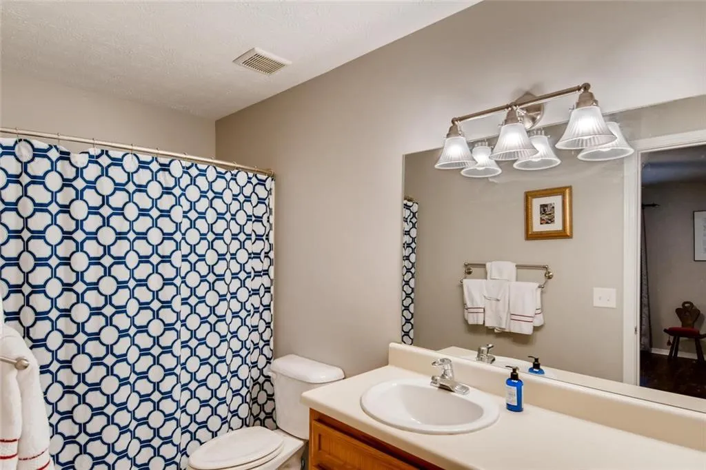 505 Gettysburg Place, Sandy Springs, Georgia 30350, 2 Bedrooms Bedrooms, ,2 BathroomsBathrooms,Residential,Sold,505 Gettysburg Place,6844592