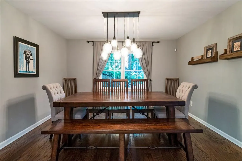 5655 Colton Drive, Sandy Springs, Georgia 30342, 3 Bedrooms Bedrooms, ,3 BathroomsBathrooms,Residential,Sold,5655 Colton Drive,6737038