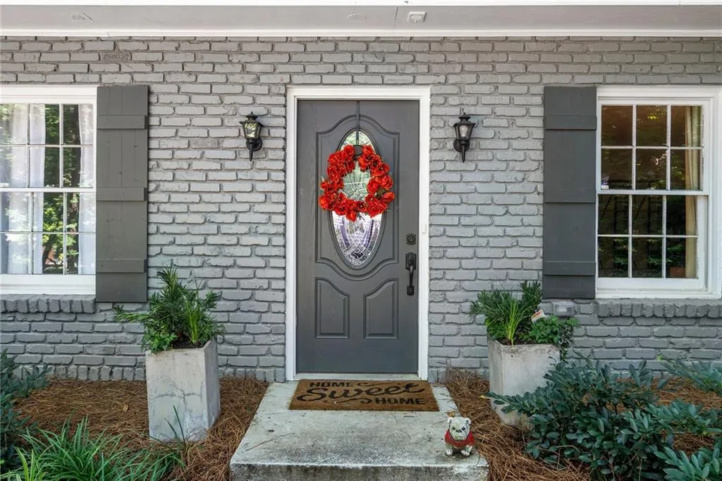 5655 Colton Drive, Sandy Springs, Georgia 30342, 3 Bedrooms Bedrooms, ,3 BathroomsBathrooms,Residential,Sold,5655 Colton Drive,6737038