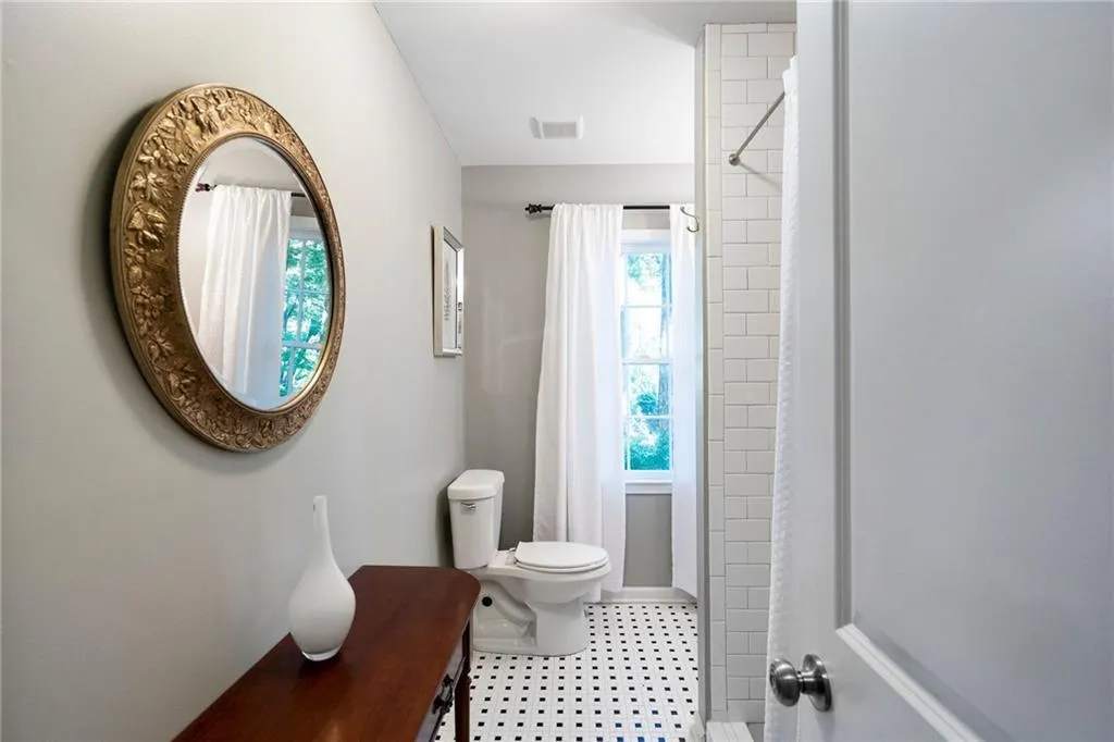 5655 Colton Drive, Sandy Springs, Georgia 30342, 3 Bedrooms Bedrooms, ,3 BathroomsBathrooms,Residential,Sold,5655 Colton Drive,6737038