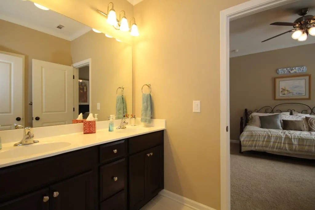 3928 Dahlwiny Court, Sandy Springs, Georgia 30350, 5 Bedrooms Bedrooms, ,4 BathroomsBathrooms,Residential,Sold,3928 Dahlwiny Court,5690113