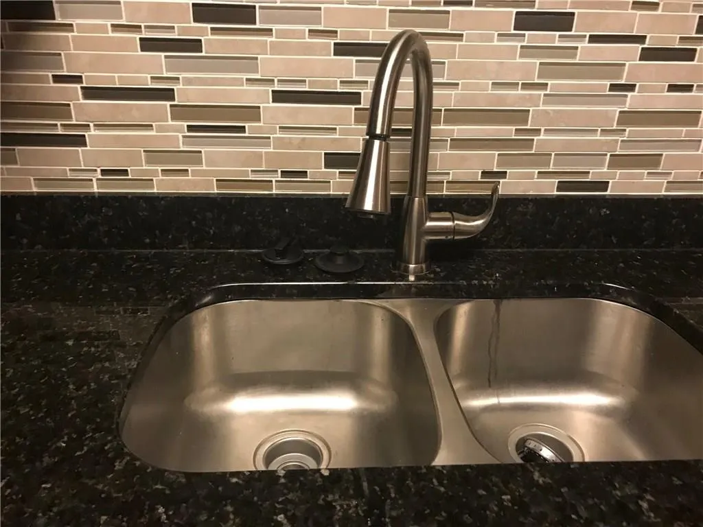 5095 Roswell Road Unit 207, Atlanta, Georgia 30342, 2 Bedrooms Bedrooms, ,2 BathroomsBathrooms,Residential,Sold,5095 Roswell Road Unit 207,6086371