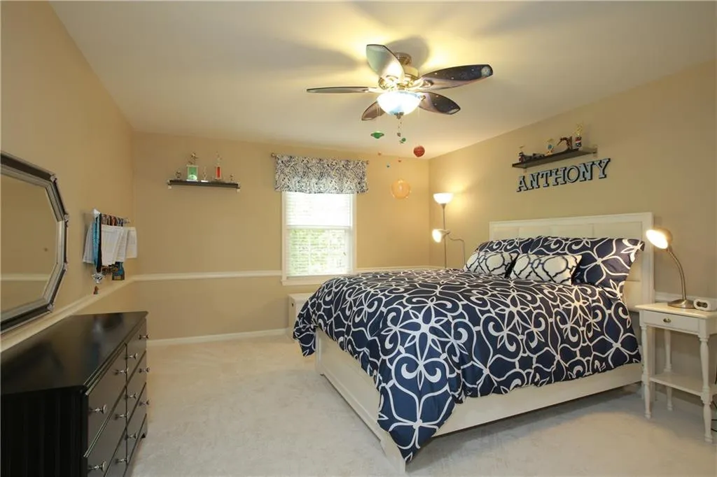 700 Schooner Circle, Sandy Springs, Georgia 30328, 5 Bedrooms Bedrooms, ,2 BathroomsBathrooms,Residential,Sold,700 Schooner Circle,5848995