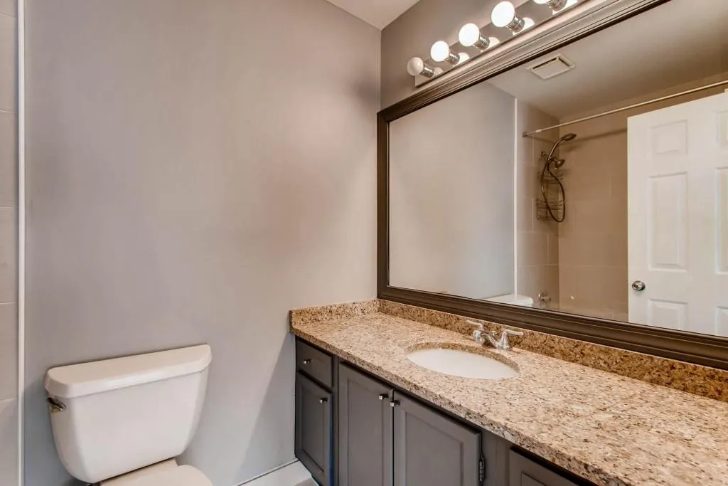 124 Mount Vernon Circle, Sandy Springs, Georgia 30338, 2 Bedrooms Bedrooms, ,2 BathroomsBathrooms,Residential,Sold,124 Mount Vernon Circle,6035756