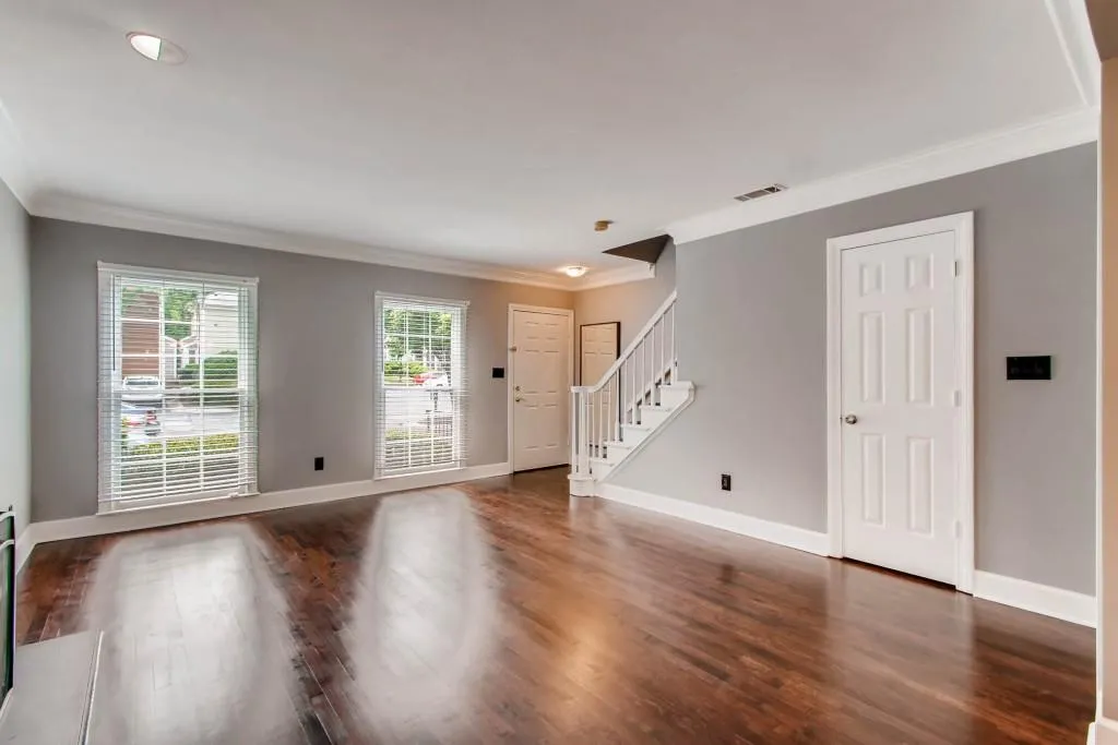 124 Mount Vernon Circle, Sandy Springs, Georgia 30338, 2 Bedrooms Bedrooms, ,2 BathroomsBathrooms,Residential,Sold,124 Mount Vernon Circle,6035756