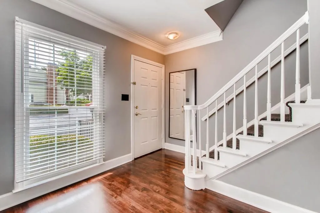 124 Mount Vernon Circle, Sandy Springs, Georgia 30338, 2 Bedrooms Bedrooms, ,2 BathroomsBathrooms,Residential,Sold,124 Mount Vernon Circle,6035756