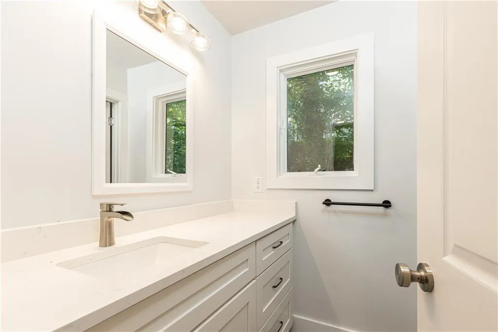 1285 Old Woodbine Road, Atlanta, Georgia 30319, 4 Bedrooms Bedrooms, ,2 BathroomsBathrooms,Residential,Sold,1285 Old Woodbine Road,7394414