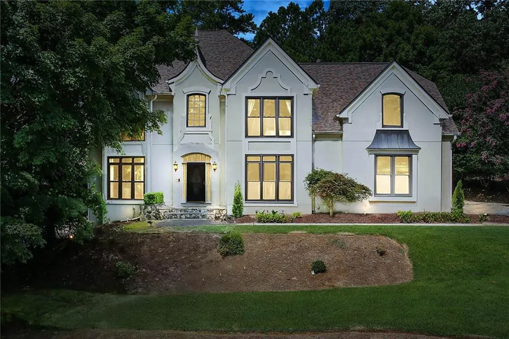 7680 Blandford Place, Sandy Springs, Georgia 30350, 6 Bedrooms Bedrooms, ,6 BathroomsBathrooms,Residential,Sold,7680 Blandford Place,6754826