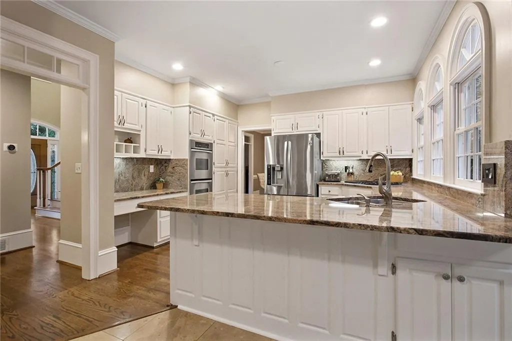 7680 Blandford Place, Sandy Springs, Georgia 30350, 6 Bedrooms Bedrooms, ,6 BathroomsBathrooms,Residential,Sold,7680 Blandford Place,6754826