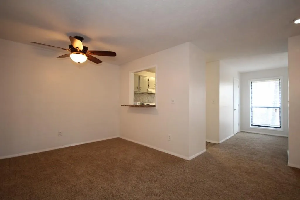 1404 Woodcliff Drive, Sandy Springs, Georgia 30350, 1 Bedroom Bedrooms, ,1 BathroomBathrooms,Residential,Sold,1404 Woodcliff Drive,5654332