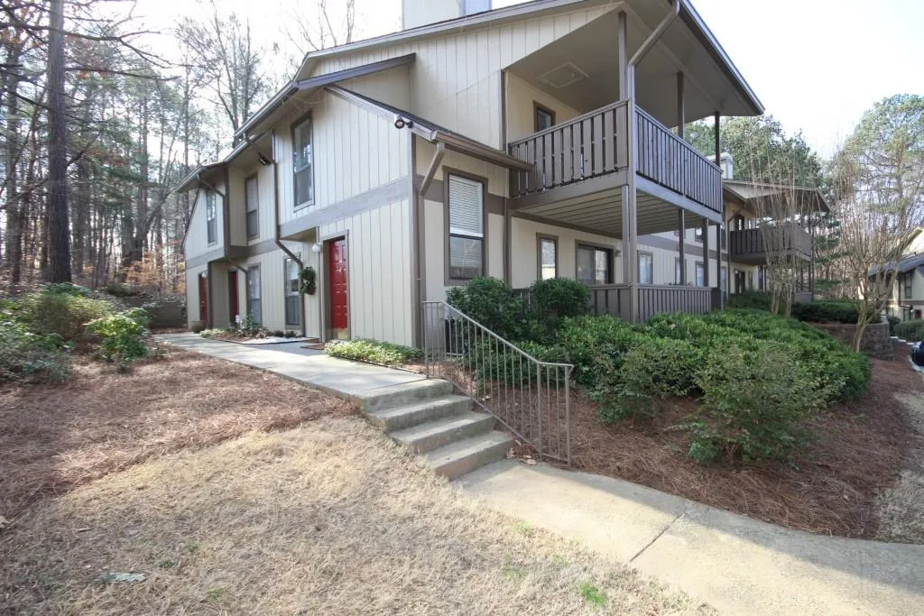 1404 Woodcliff Drive, Sandy Springs, Georgia 30350, 1 Bedroom Bedrooms, ,1 BathroomBathrooms,Residential,Sold,1404 Woodcliff Drive,5654332