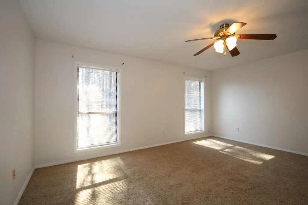 1404 Woodcliff Drive, Sandy Springs, Georgia 30350, 1 Bedroom Bedrooms, ,1 BathroomBathrooms,Residential,Sold,1404 Woodcliff Drive,5654332