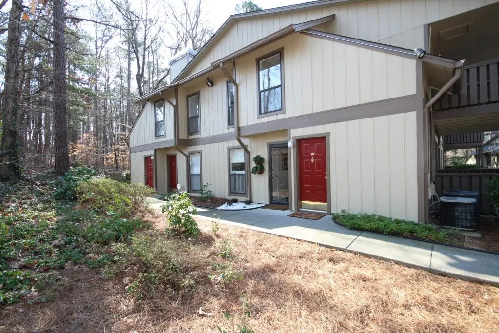 1404 Woodcliff Drive, Sandy Springs, Georgia 30350, 1 Bedroom Bedrooms, ,1 BathroomBathrooms,Residential,Sold,1404 Woodcliff Drive,5654332