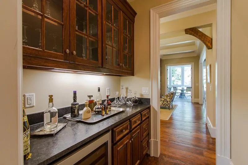 4770 E Conway Drive Nw, Sandy Springs, Georgia 30327, 5 Bedrooms Bedrooms, ,4 BathroomsBathrooms,Residential,Sold,4770 E Conway Drive Nw,5597995