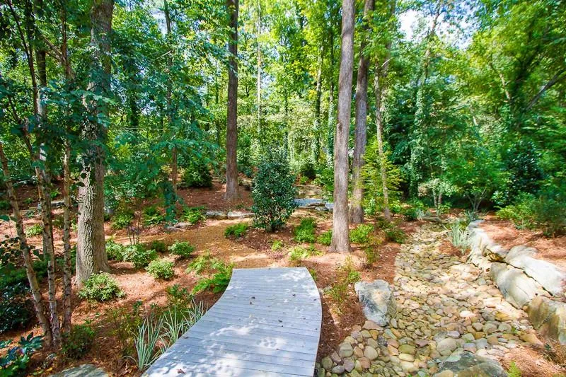 4770 E Conway Drive Nw, Sandy Springs, Georgia 30327, 5 Bedrooms Bedrooms, ,4 BathroomsBathrooms,Residential,Sold,4770 E Conway Drive Nw,5597995