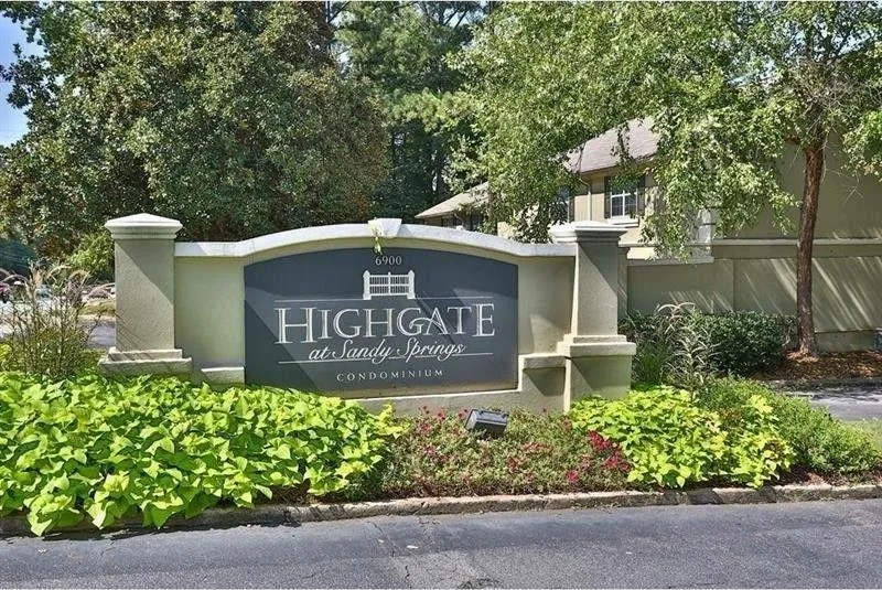 6900 Roswell Road Unit Q30, Sandy Springs, Georgia 30328, 2 Bedrooms Bedrooms, ,2 BathroomsBathrooms,Residential,Sold,6900 Roswell Road Unit Q30,6596770