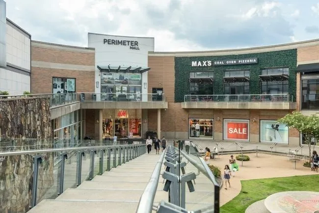 6900 Roswell Road Unit Q30, Sandy Springs, Georgia 30328, 2 Bedrooms Bedrooms, ,2 BathroomsBathrooms,Residential,Sold,6900 Roswell Road Unit Q30,6596770