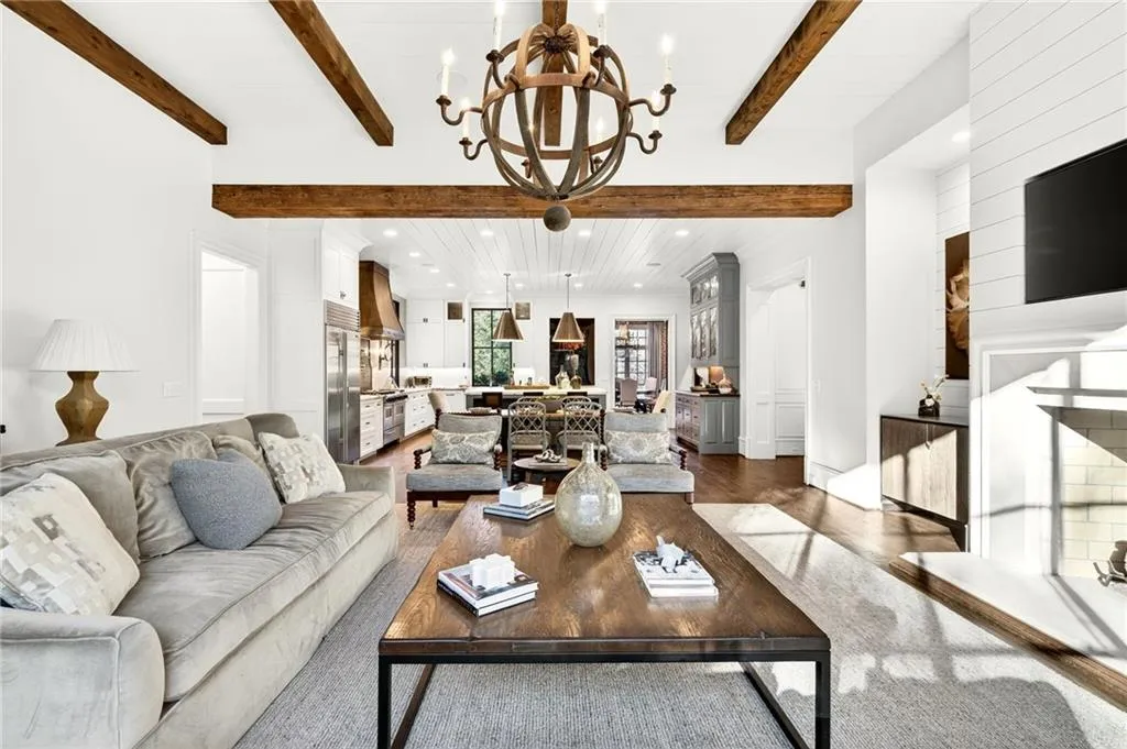 120 Burdette Trail, Atlanta, Georgia 30327, 6 Bedrooms Bedrooms, ,6 BathroomsBathrooms,Residential,For Sale,120 Burdette Trail,7708032