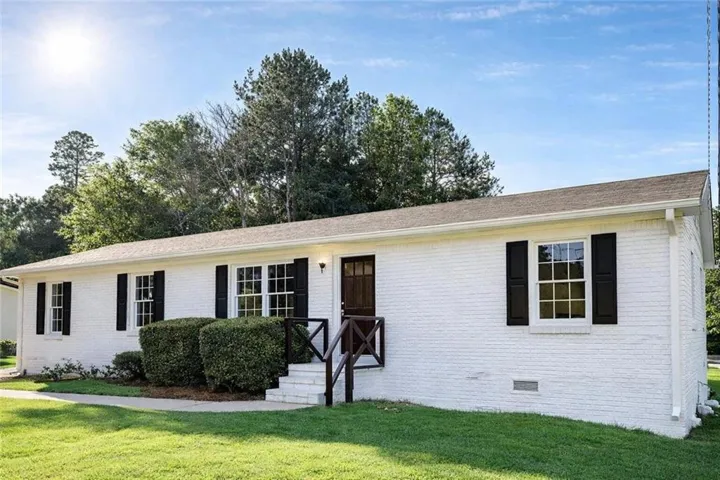 1445 E Mcintosh Road, Griffin, Georgia 30223