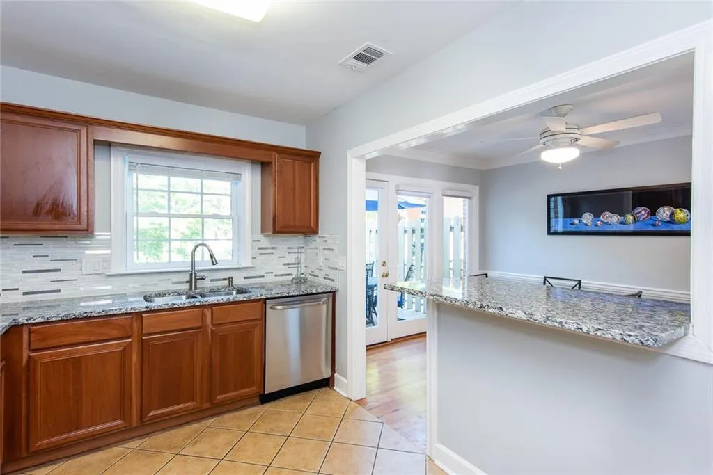 80 Mount Vernon Circle, Atlanta, Georgia 30338, 2 Bedrooms Bedrooms, ,2 BathroomsBathrooms,Residential,Sold,80 Mount Vernon Circle,6625138