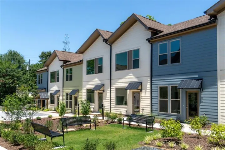 1070 Dill Avenue Unit 203, Atlanta, Georgia 30310