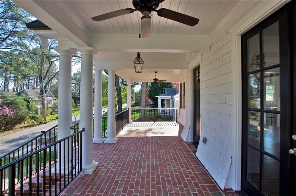 696 Darlington Road Ne, Atlanta, Georgia 30305, 5 Bedrooms Bedrooms, ,5 BathroomsBathrooms,Residential,Sold,696 Darlington Road Ne,5819075