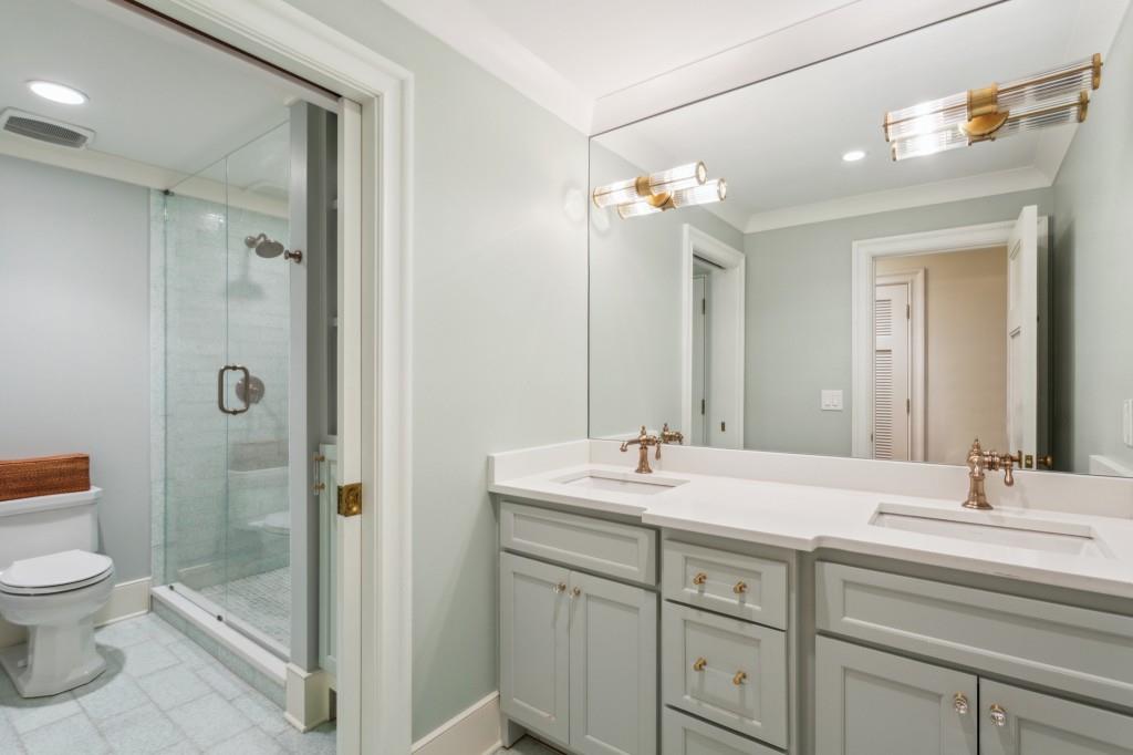 735 Whitemere Court, Atlanta, Georgia 30327, 5 Bedrooms Bedrooms, ,5 BathroomsBathrooms,Residential,Sold,735 Whitemere Court,7319309