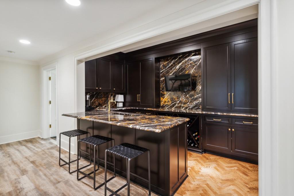 735 Whitemere Court, Atlanta, Georgia 30327, 5 Bedrooms Bedrooms, ,5 BathroomsBathrooms,Residential,Sold,735 Whitemere Court,7319309