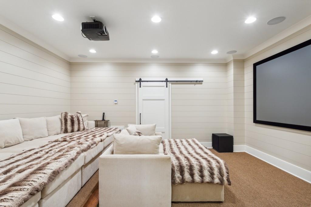 735 Whitemere Court, Atlanta, Georgia 30327, 5 Bedrooms Bedrooms, ,5 BathroomsBathrooms,Residential,Sold,735 Whitemere Court,7319309