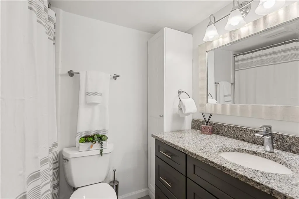 48 Ivy Ridge Ne, Atlanta, Georgia 30342, 2 Bedrooms Bedrooms, ,2 BathroomsBathrooms,Residential,For Sale,48 Ivy Ridge Ne,7676863