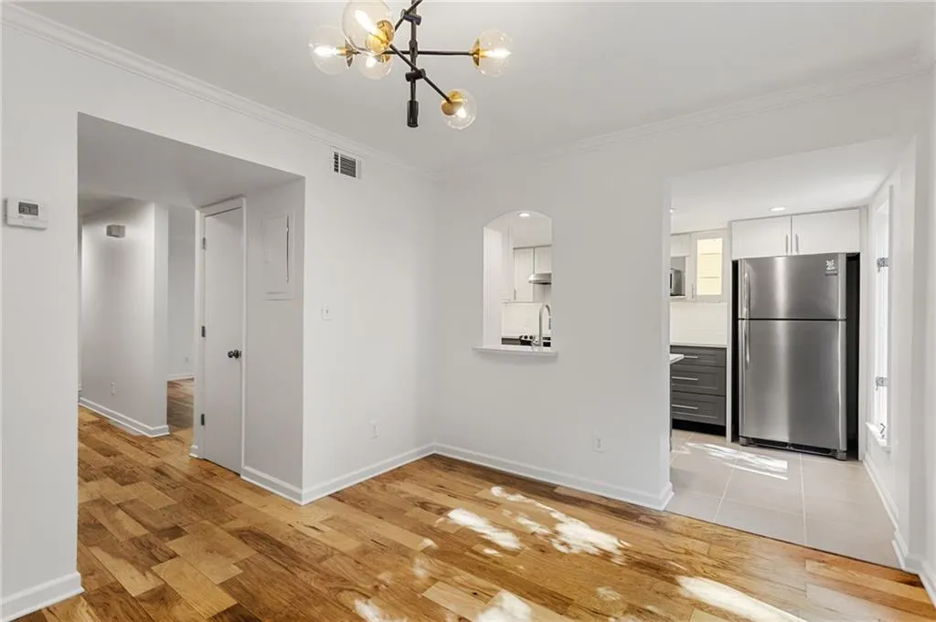 48 Ivy Ridge Ne, Atlanta, Georgia 30342, 2 Bedrooms Bedrooms, ,2 BathroomsBathrooms,Residential,For Sale,48 Ivy Ridge Ne,7676863