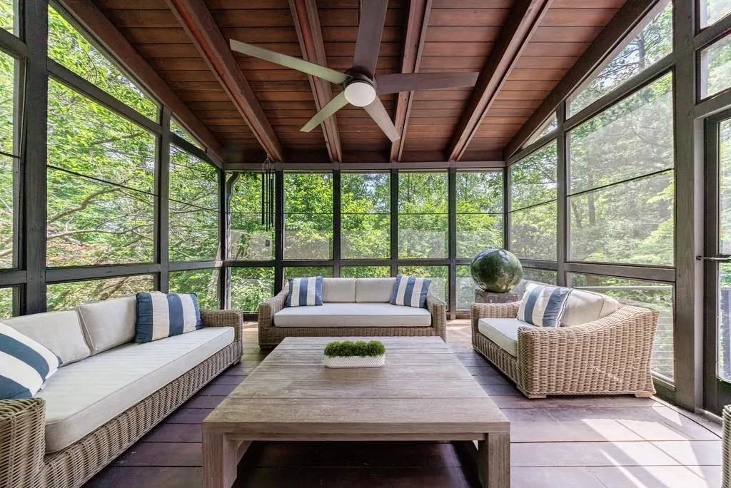 5120 Jett Forest Trail, Atlanta, Georgia 30327, 5 Bedrooms Bedrooms, ,4 BathroomsBathrooms,Residential,Sold,5120 Jett Forest Trail,7570135