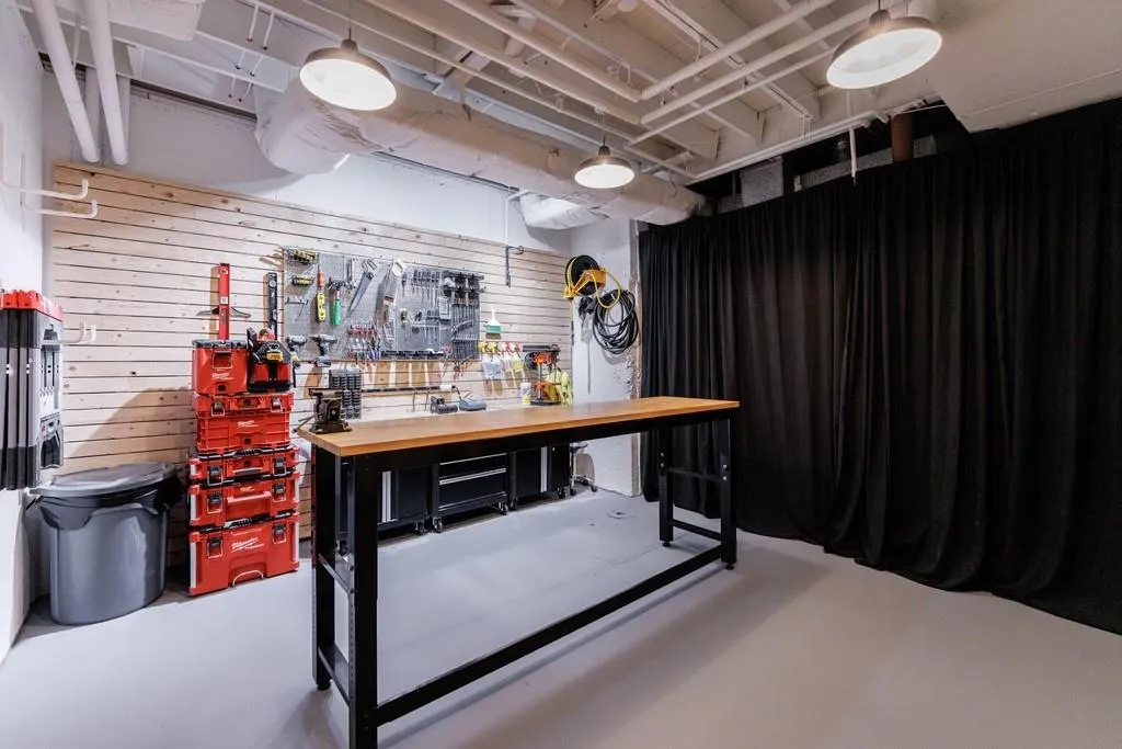 5120 Jett Forest Trail, Atlanta, Georgia 30327, 5 Bedrooms Bedrooms, ,4 BathroomsBathrooms,Residential,Sold,5120 Jett Forest Trail,7570135