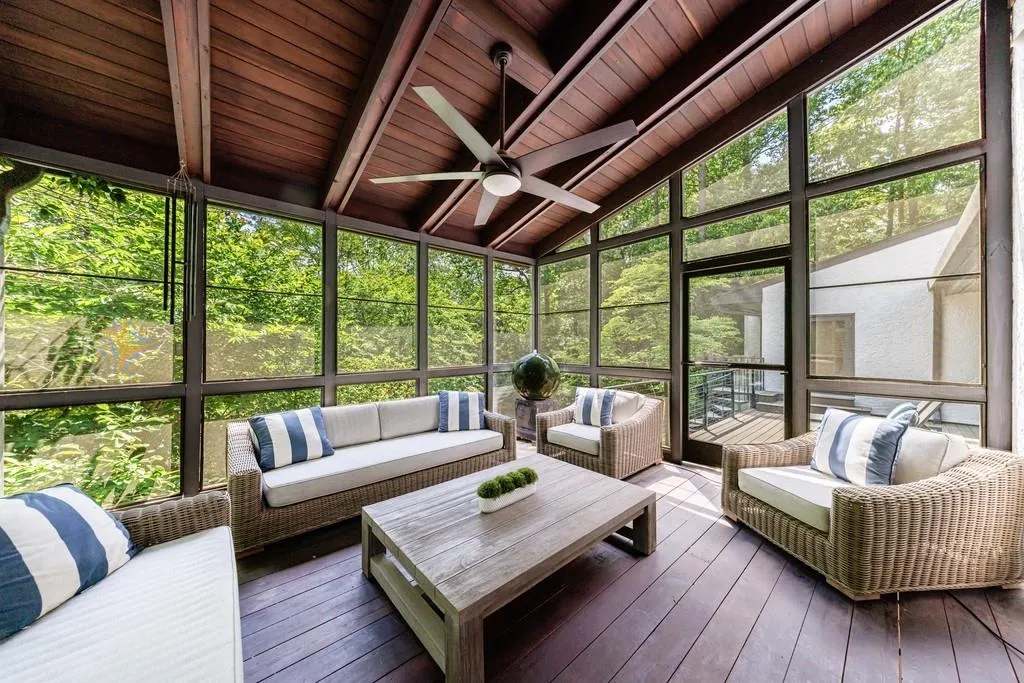 5120 Jett Forest Trail, Atlanta, Georgia 30327, 5 Bedrooms Bedrooms, ,4 BathroomsBathrooms,Residential,Sold,5120 Jett Forest Trail,7570135